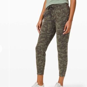 Lululemon Ready to Rulu Jogger 29"
Heritage Camo Dark Olive Green Twill